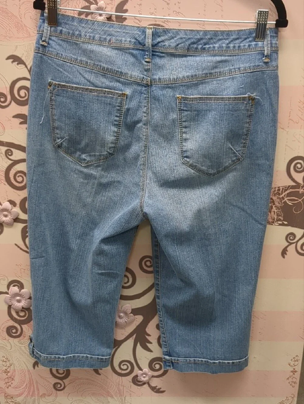 Gloria Vanderbilt Light Blue Jean Shorts